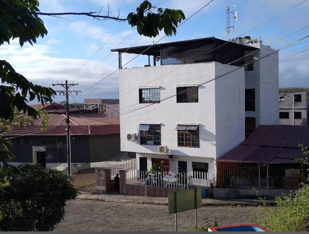 Casa Rentera D Elias 5 Hotel Puerto Baquerizo Moreno Eksteriør billede